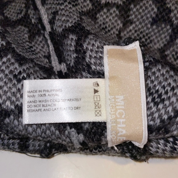 Michael Kors Womens Leopard Beanie Hat One Size Retail $78 New with Tag - Picture 10 of 10